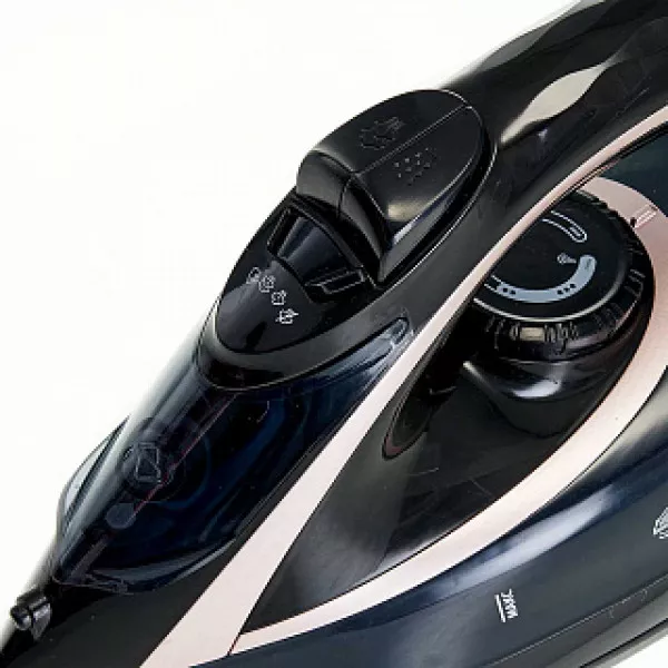 Утюг DELTA LUX DE-3001 